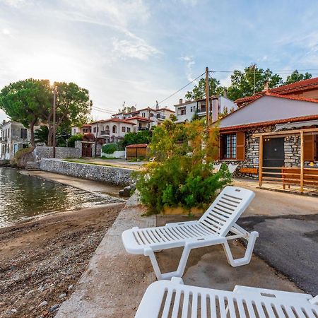 The Sea Front Fisherman'S House Kato Gatzea Exterior photo